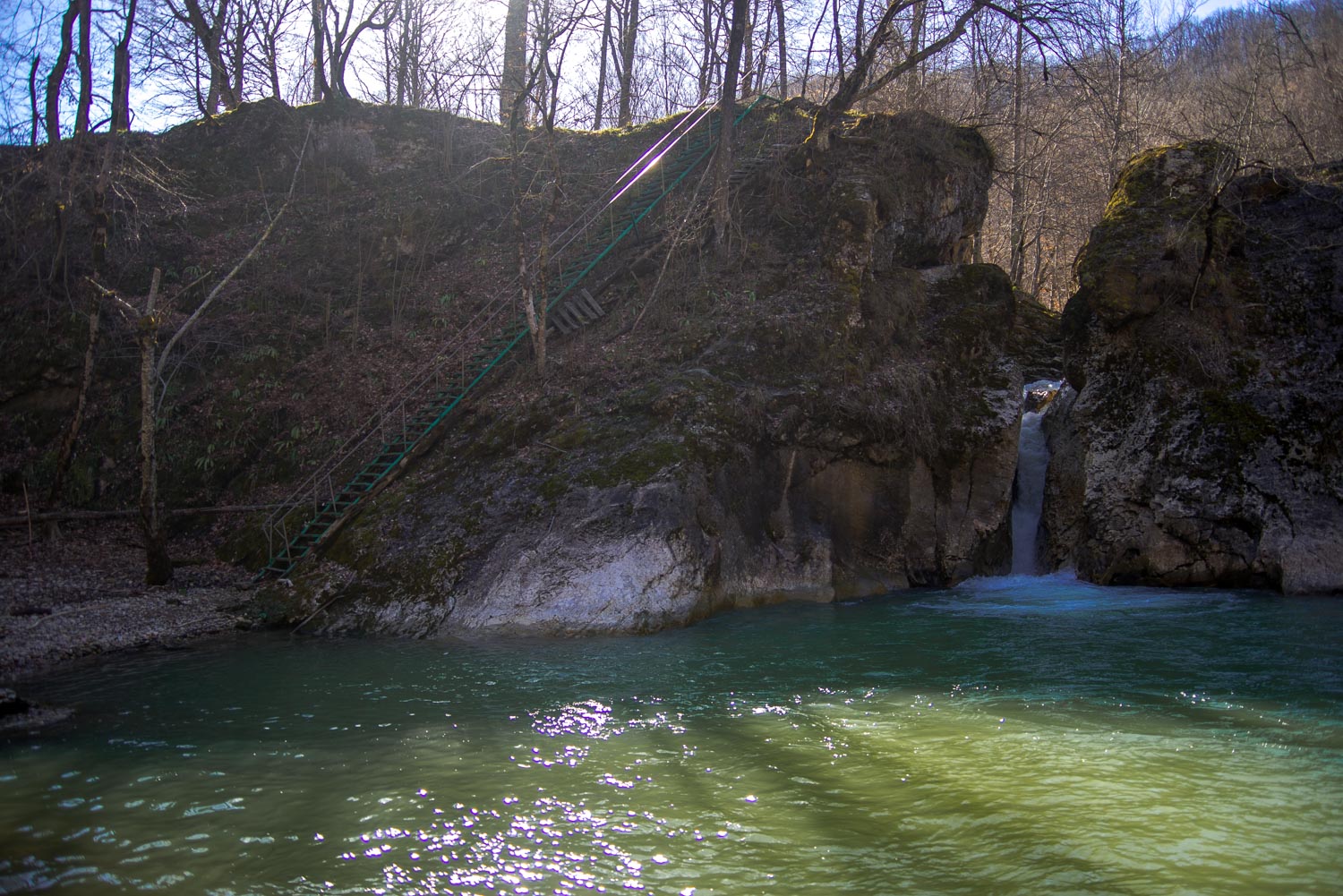 Сахрайские водопады