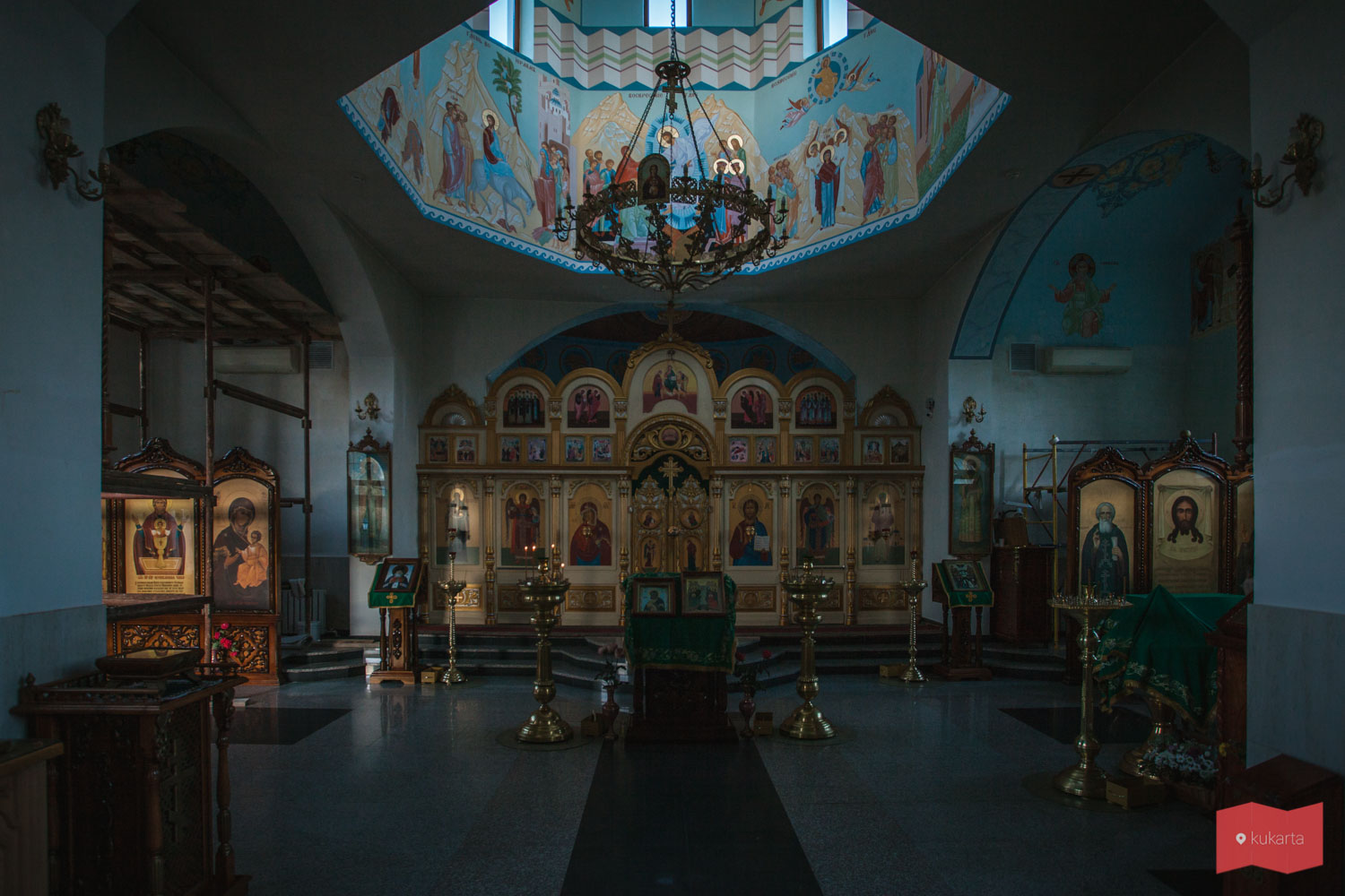 Церковь Ксении Петербургской на берегу озера Абрау, Абрау-Дюрсо