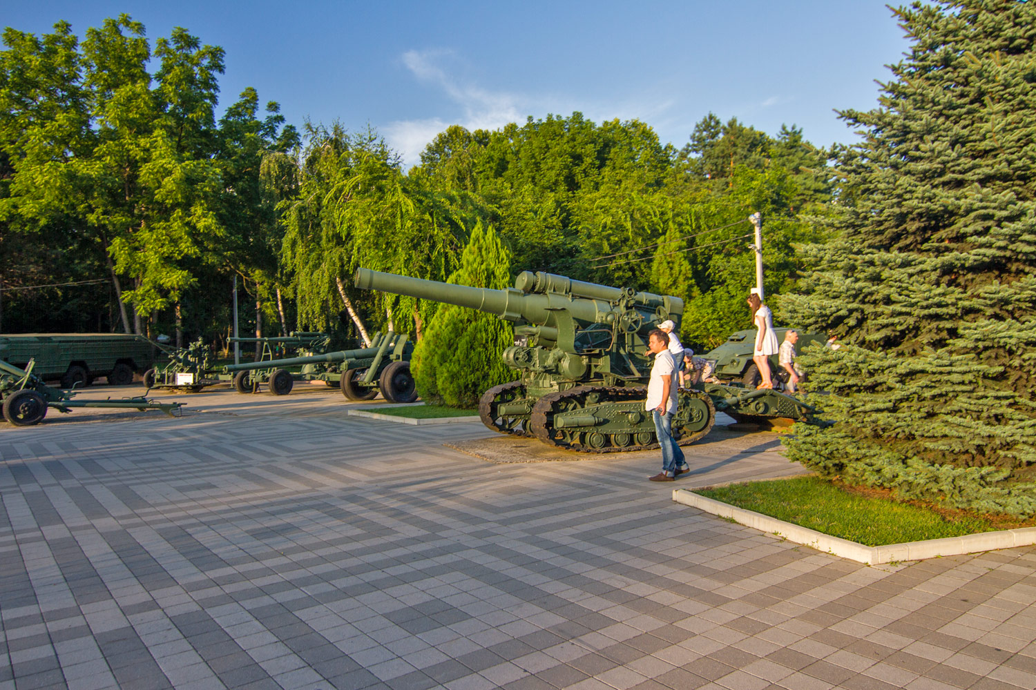 Музей военной техники, парк 30-летия Победы (Затон), Краснодар