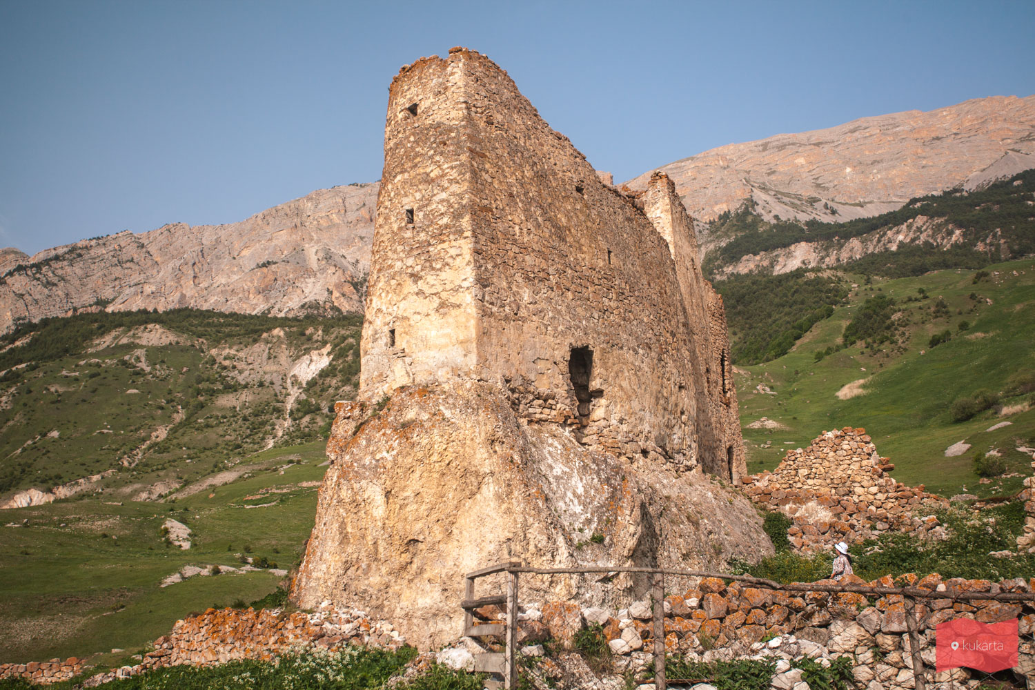 Замок Фрегат, Северная Осетия